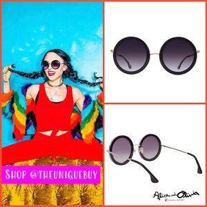 π· π Alice + Olivia Round Black Boho Sunglasses